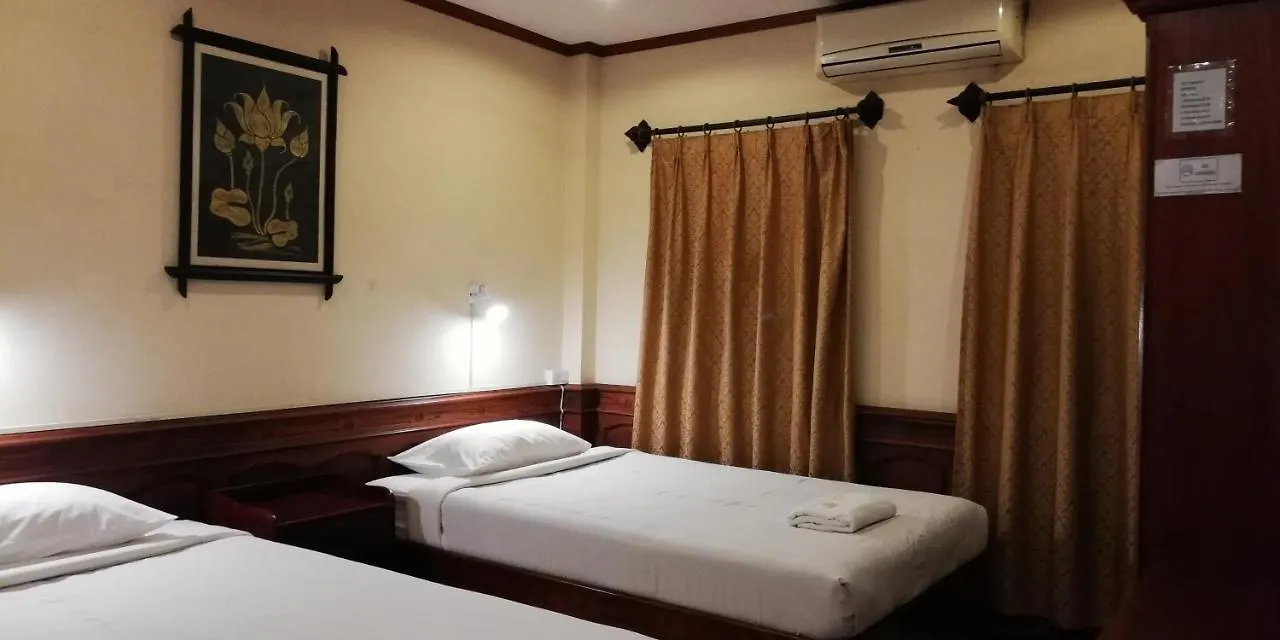 ** Guest house Thanaboun Guesthouse Luang Prabang Laos